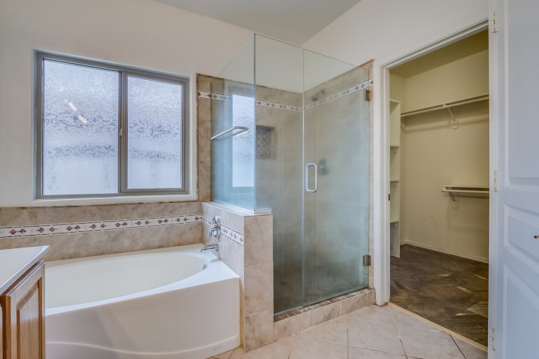 Photo 4 of 22 - 8210 W Melinda Ln, Peoria, AZ 85382