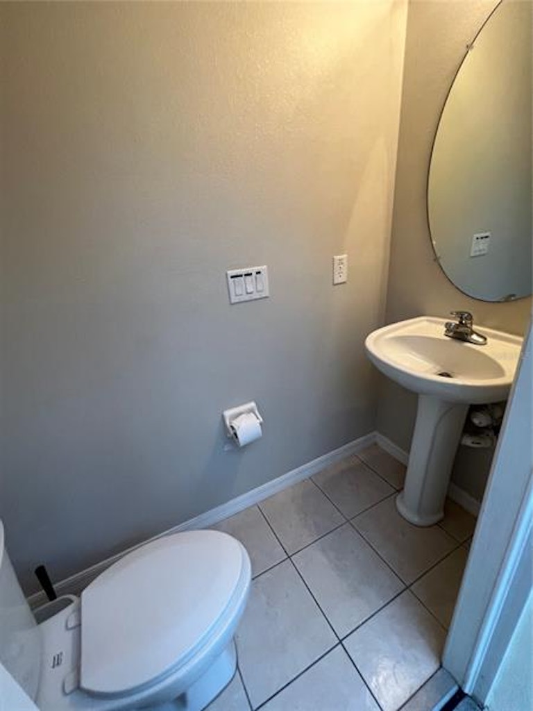 Photo 38 of 43 - 360 Tupelo Cir, Davenport, FL 33897