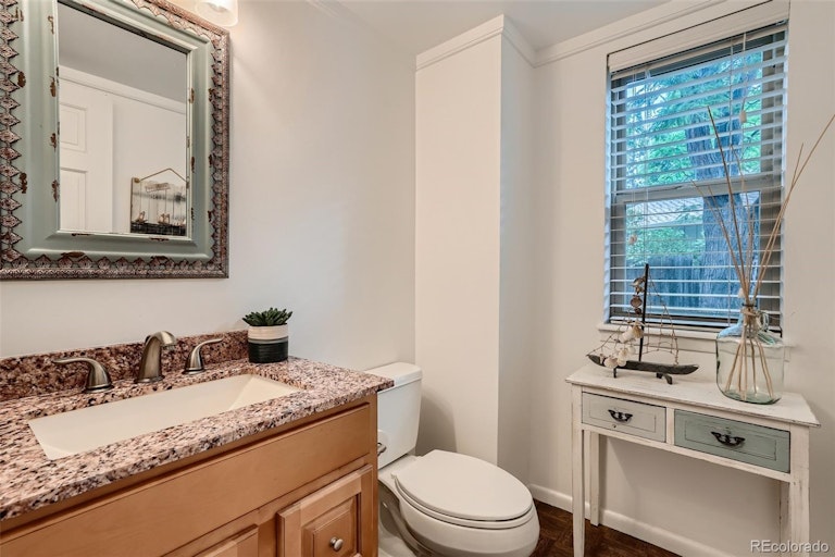 Photo 10 of 26 - 8020 Flower Ct, Arvada, CO 80005