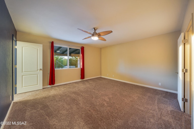 Photo 20 of 39 - 9065 N Shadow Mountain Dr, Tucson, AZ 85704