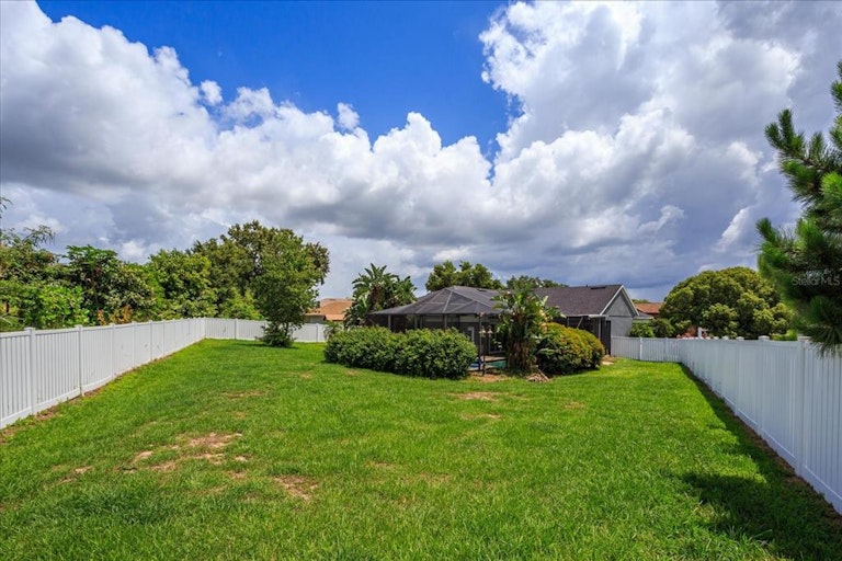 Photo 26 of 26 - 5949 Charloma Dr, Lakeland, FL 33812
