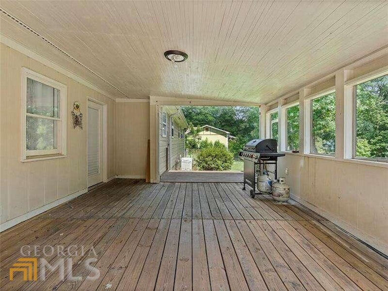 Photo 30 of 36 - 14 Deerhunter Ln, Powder Springs, GA 30127