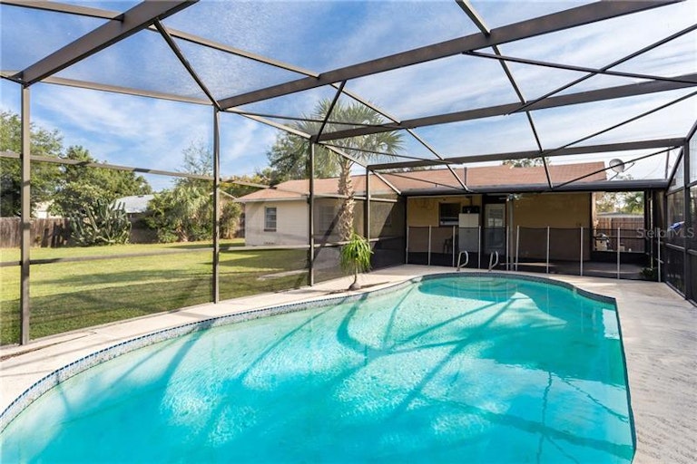 Photo 10 of 25 - 5056 Orange Ave, Winter Park, FL 32792