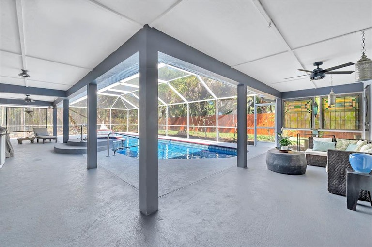 Photo 31 of 45 - 449 S Shore Dr, Osprey, FL 34229