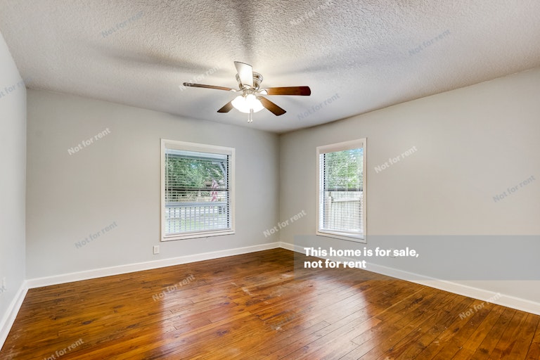 Photo 7 of 27 - 1160 Scotten Rd, Jacksonville, FL 32205
