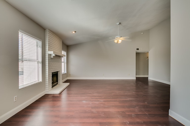 Photo 10 of 19 - 4229 E Liberty Ln, Phoenix, AZ 85048
