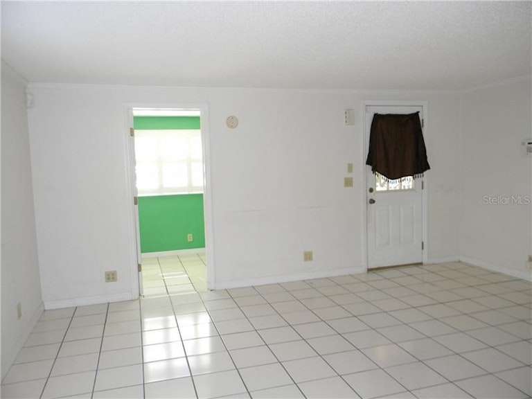 Photo 2 of 18 - 1159 7th St S, Safety Harbor, FL 34695
