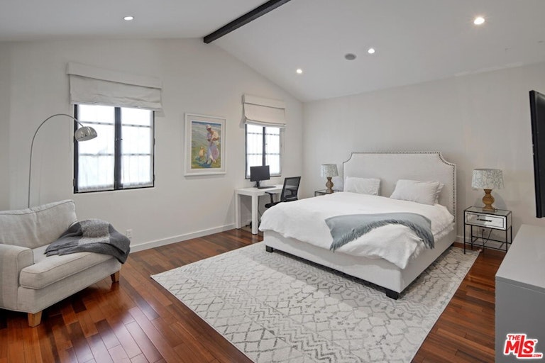 Photo 19 of 24 - 115 S Edinburgh Ave, Los Angeles, CA 90048