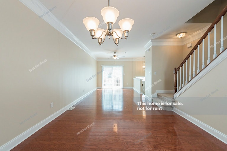 Photo 6 of 15 - 9221 Calabria Dr #104, Raleigh, NC 27617