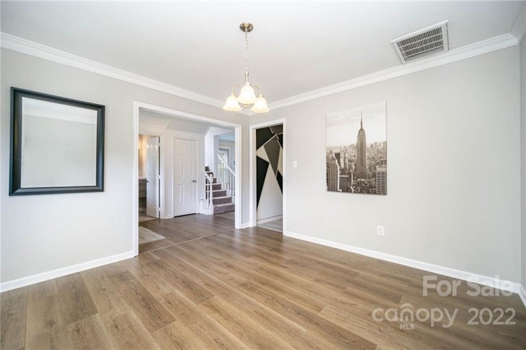Photo 14 of 28 - 1129 Well Spring Dr, Charlotte, NC 28262