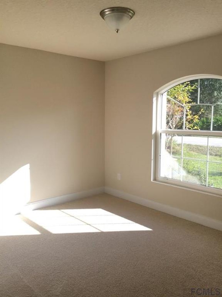 Photo 5 of 6 - 177 Eric Dr, Palm Coast, FL 32164