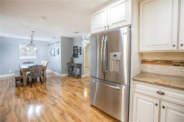 Photo 16 of 47 - 6041 16th Ln NE, Saint Petersburg, FL 33703