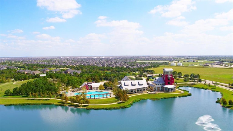 Photo 7 of 8 - 5723 Foggy Vine Ct, Fulshear, TX 77441