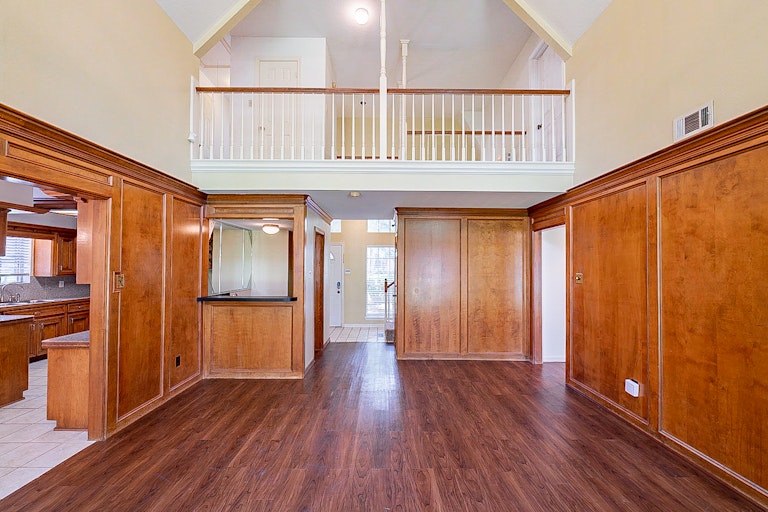 Photo 19 of 37 - 5522 Lone Cedar Dr, Kingwood, TX 77345