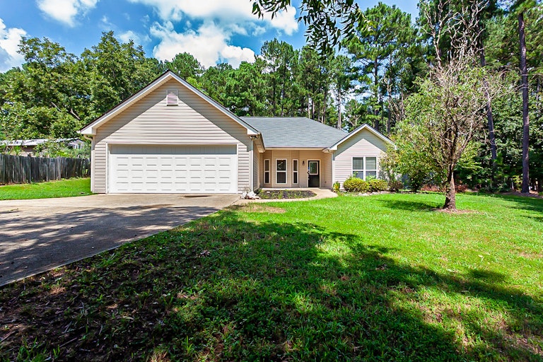 Photo 1 of 21 - 1945 Knight Cir, Loganville, GA 30052