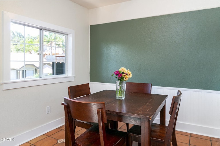 Photo 8 of 29 - 6214 Springvale Dr, Los Angeles, CA 90042