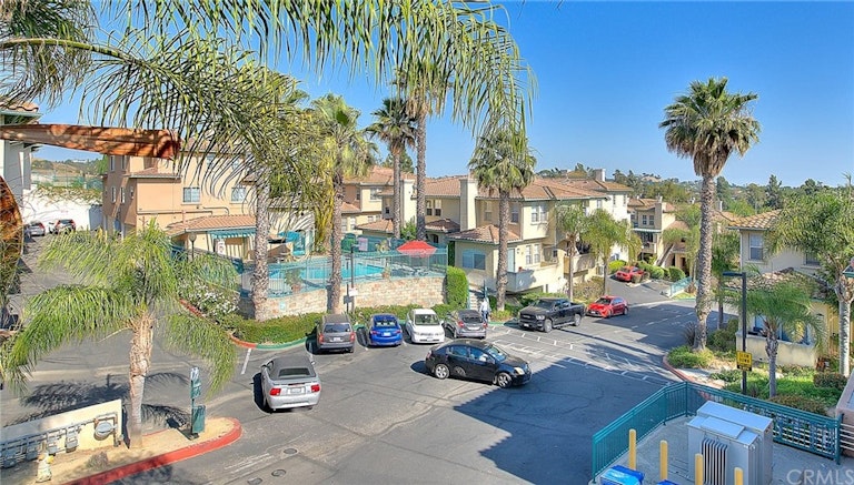 Photo 16 of 57 - 3711 Baldwin St #708, Los Angeles, CA 90031