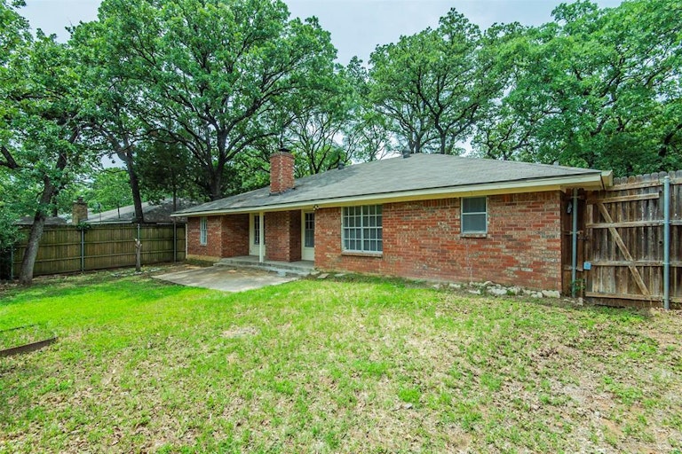 Photo 21 of 25 - 4801 Stage Line Dr, Arlington, TX 76017