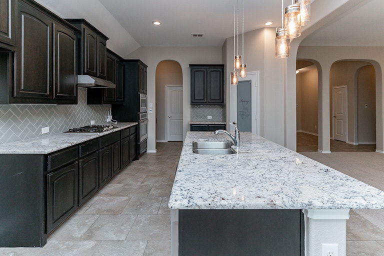 Photo 2 of 25 - 8945 Jewel Flower Dr, Fort Worth, TX 76131