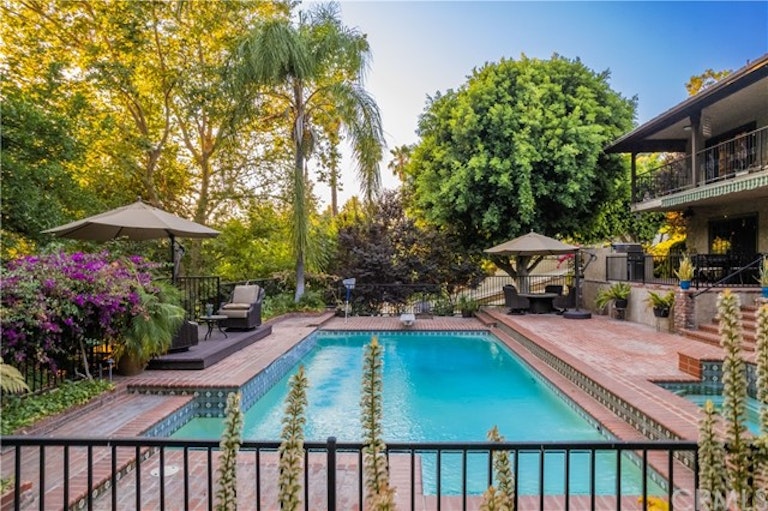 Photo 44 of 59 - 2899 N Monte Verde Dr, Covina, CA 91724