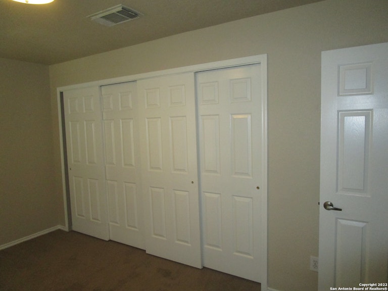 Photo 3 of 15 - 10604 Staggering Crk, San Antonio, TX 78254