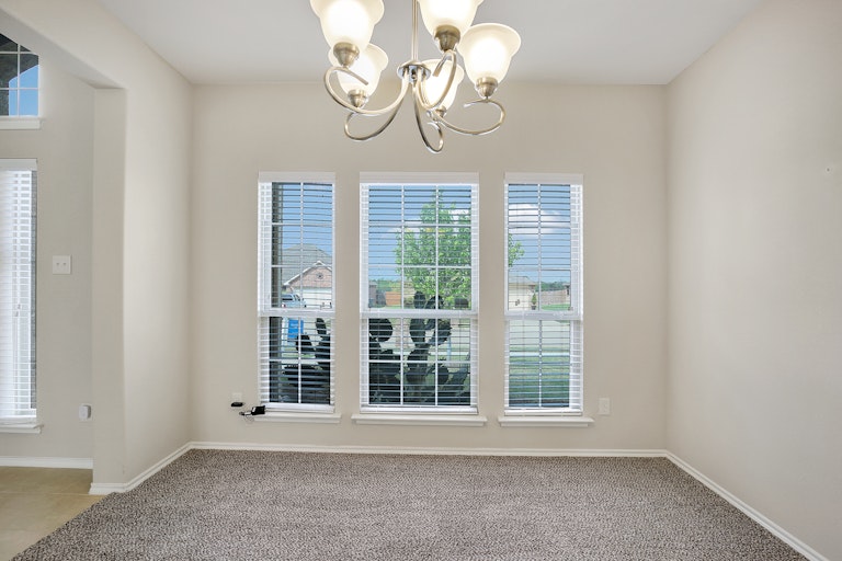 Photo 11 of 28 - 2020 Stonewood Dr, Lancaster, TX 75134