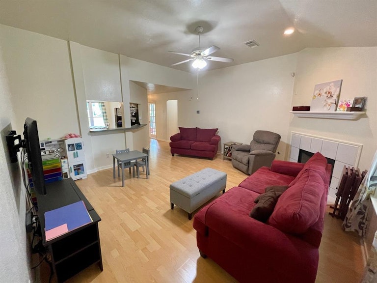Photo 27 of 45 - 16107 Mesa Blvd, Humble, TX 77396