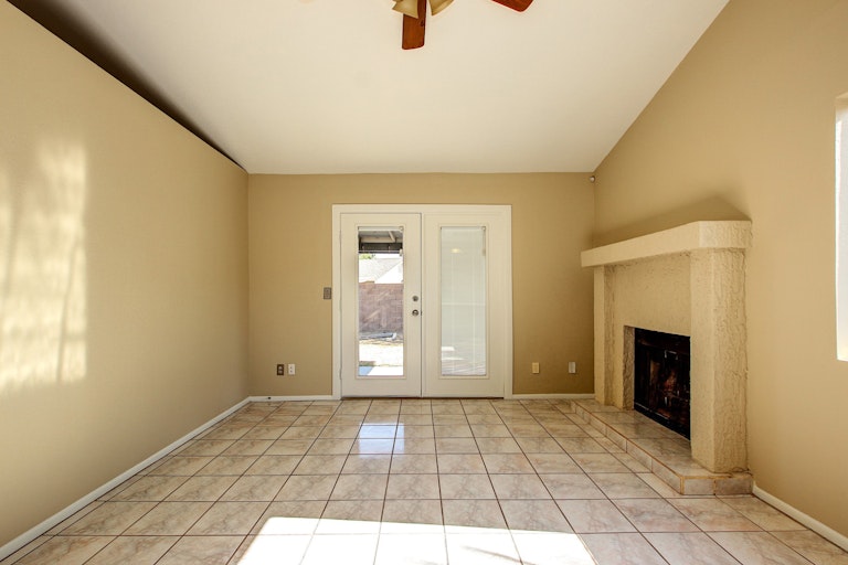 Photo 5 of 26 - 1013 W Mohawk Ln, Phoenix, AZ 85027