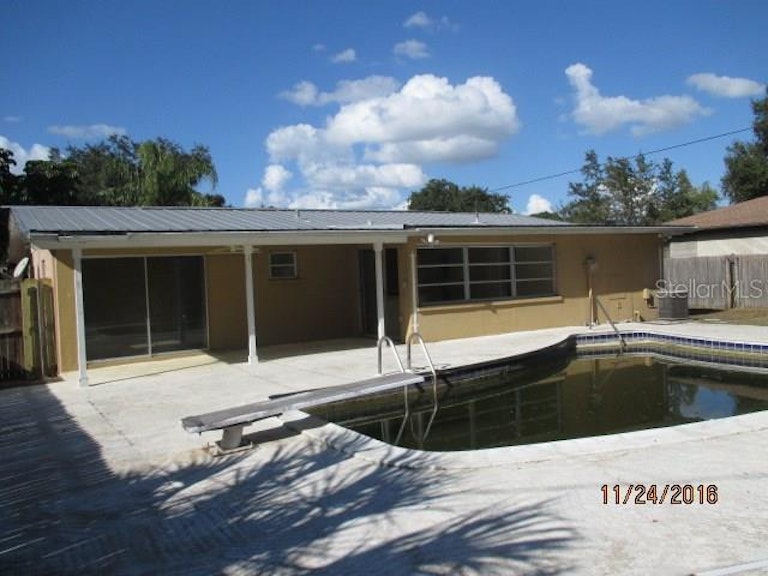 Photo 18 of 21 - 4052 San Luis Dr, Sarasota, FL 34235