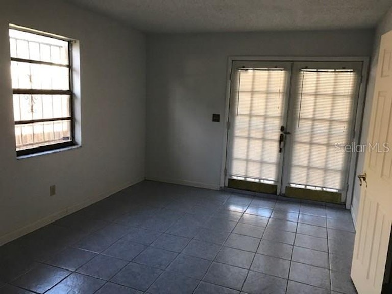 Photo 9 of 14 - 3416 E Mohawk Ave, Tampa, FL 33610