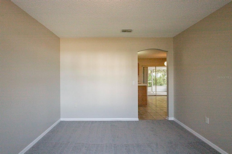 Photo 10 of 26 - 2824 Cottondale Dr, Deltona, FL 32738