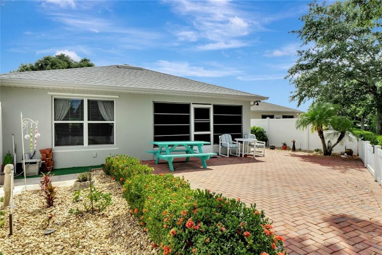 Photo 29 of 42 - 3420 Grenville Dr, Winter Haven, FL 33884