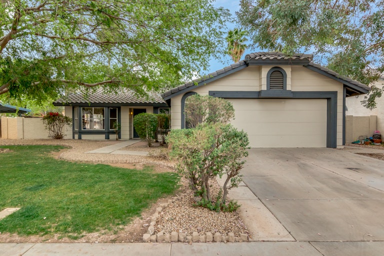 Photo 1 of 22 - 1427 E Jasper Dr, Chandler, AZ 85225
