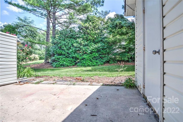Photo 15 of 16 - 3694 Melrose Cottage Dr, Matthews, NC 28105