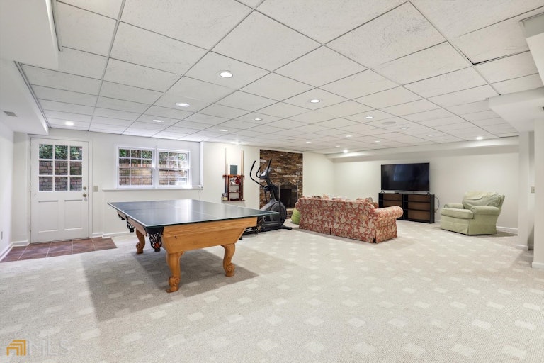 Photo 36 of 41 - 1005 Redstone Ln, Atlanta, GA 30338