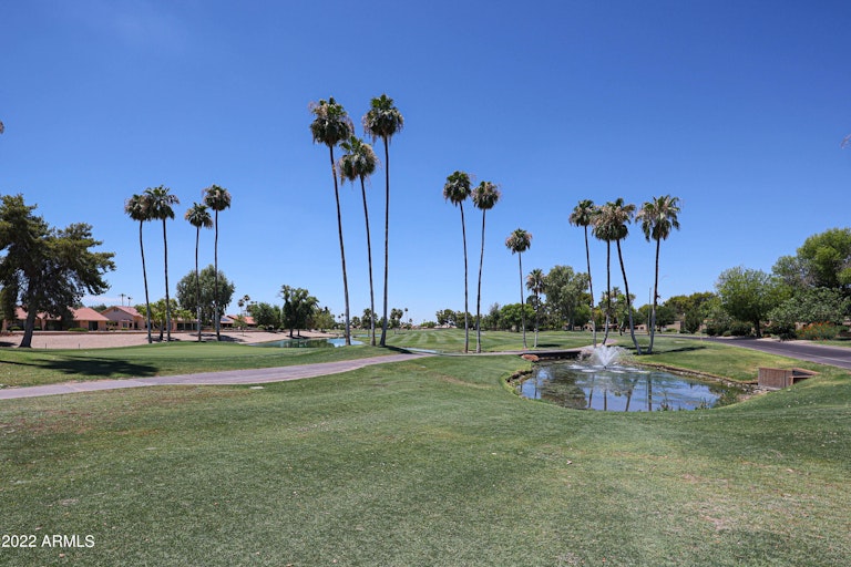 Photo 27 of 33 - 9736 W Kerry Ln, Peoria, AZ 85382