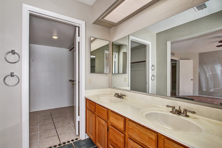 Photo 16 of 24 - 6519 E Indigo St, Mesa, AZ 85205