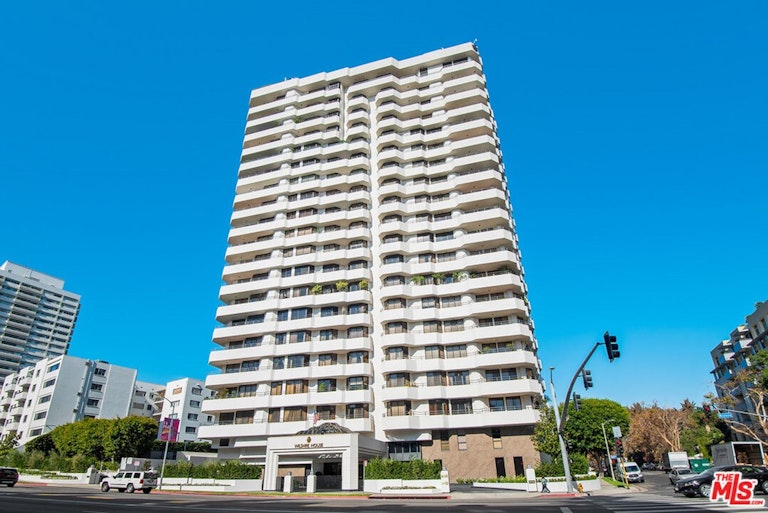 Photo 40 of 40 - 10601 Wilshire Blvd #404, Los Angeles, CA 90024