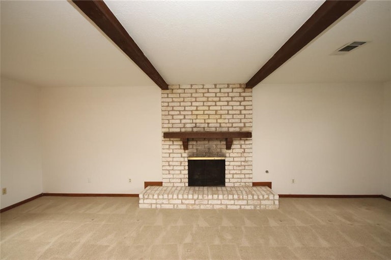 Photo 18 of 31 - 7507 Renmark Ln, Houston, TX 77070