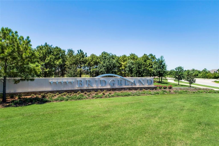 Photo 7 of 21 - 11114 Hindwing Trl, Cypress, TX 77433