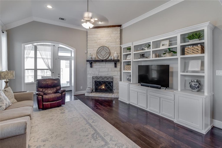 Photo 5 of 16 - 2818 McDonough Way, Katy, TX 77494