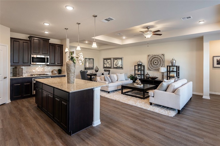 Photo 17 of 31 - 5424 Corelli Fls, Round Rock, TX 78665