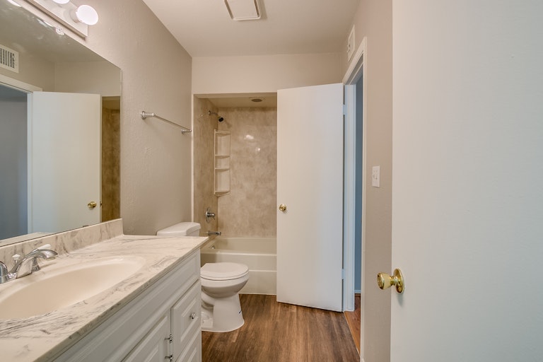 Photo 13 of 24 - 8541 E McDonald Dr, Scottsdale, AZ 85250