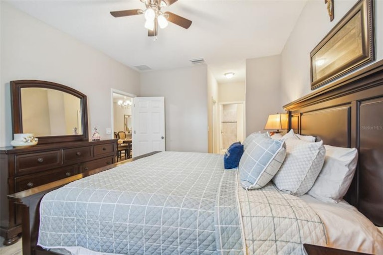 Photo 28 of 72 - 18123 Cortes Creek Blvd, Spring Hill, FL 34610