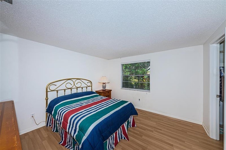 Photo 22 of 41 - 1012 Peninsula Rd, Tarpon Springs, FL 34689