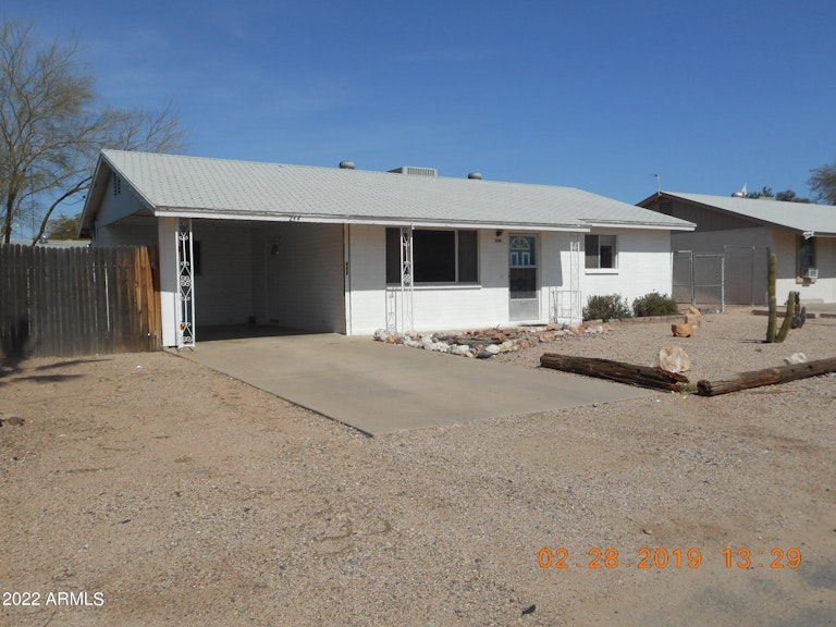 Photo 1 of 39 - 244 W 17th Ave, Apache Junction, AZ 85120
