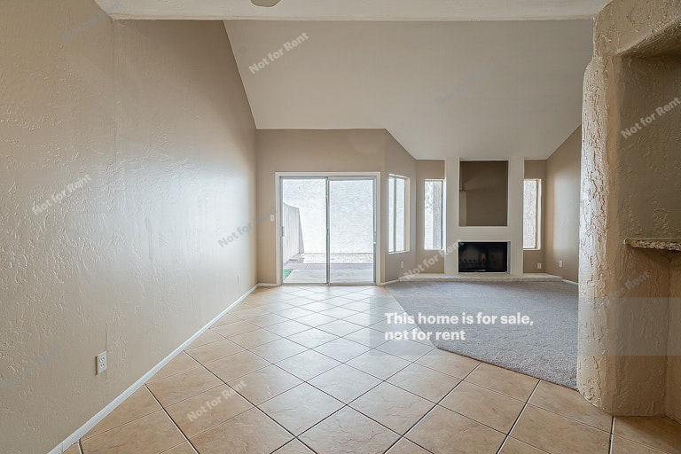 Photo 10 of 20 - 1914 S Shannon Dr, Tempe, AZ 85281