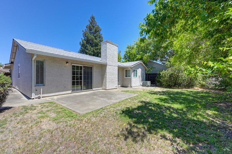 Photo 37 of 37 - 660 Tailwind Dr, Sacramento, CA 95838