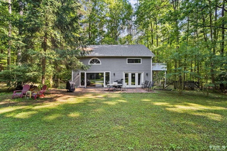 Photo 12 of 36 - 317 Stony Hill Rd, Chapel Hill, NC 27516