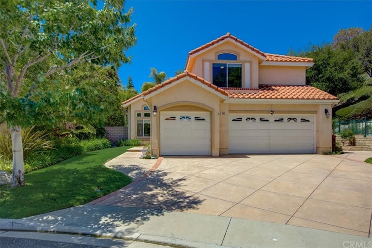 Photo 2 of 60 - 690 Allegro Ct, Simi Valley, CA 93065